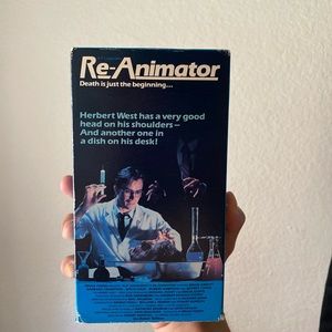 Meet your Posher, Edwardo